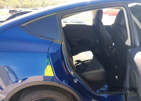 2023 Tesla Model Y Awd/Long Range Dual Motor All-Wheel Drive from USA, damaged, VIN 7SAYGDEE6PA162351